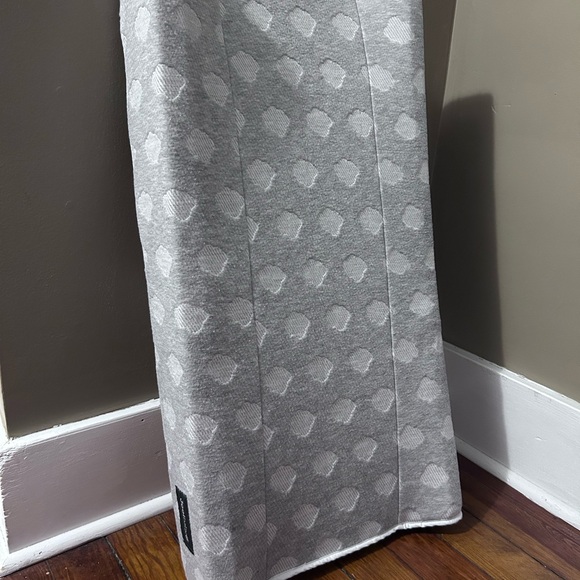 Jool Baby Changing Pad with 2 covers - Picture 4 of 8